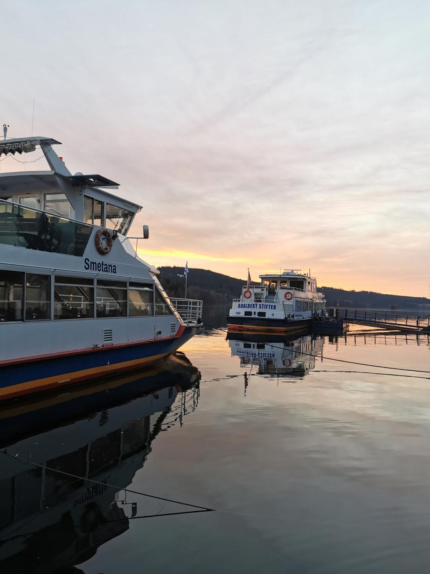 Apartament Apartman S Terasou A Vyhledem Na Jezero Lipno Kovářov Zewnętrze zdjęcie